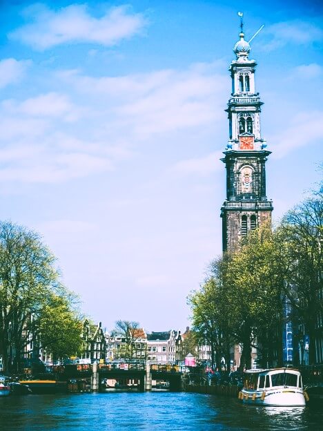 Amsterdam (AMS)'ya Uçuşlar